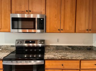 1063 Oddstad Blvd, Pacifica, CA 94044