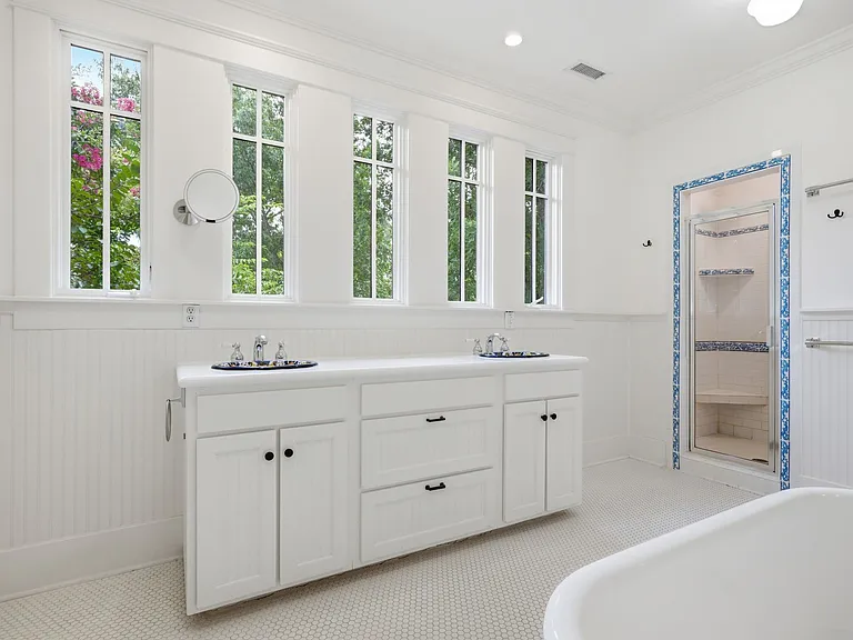227 Carden Ave — Photo 42