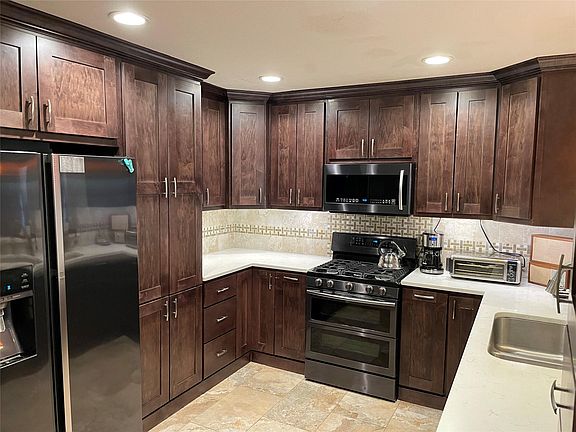2nd image of 20310 Stonebridge Terrace Ct
