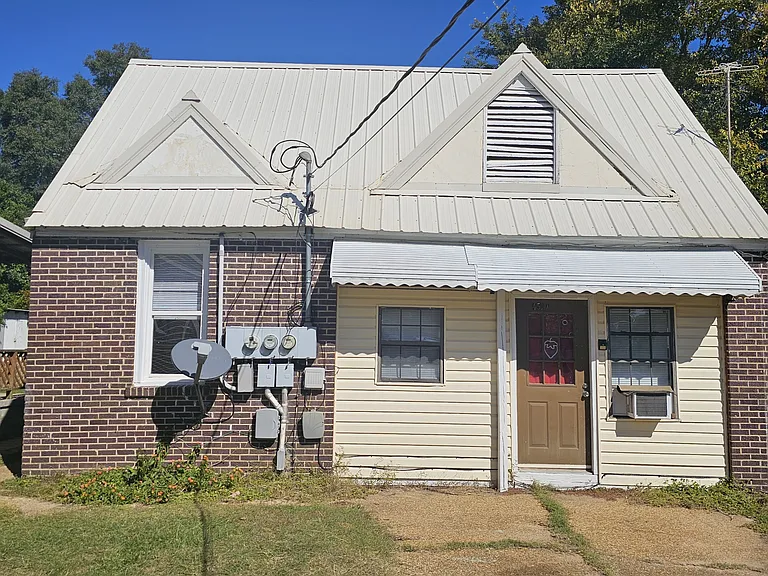 451 E Eufaula St #B — Photo 12