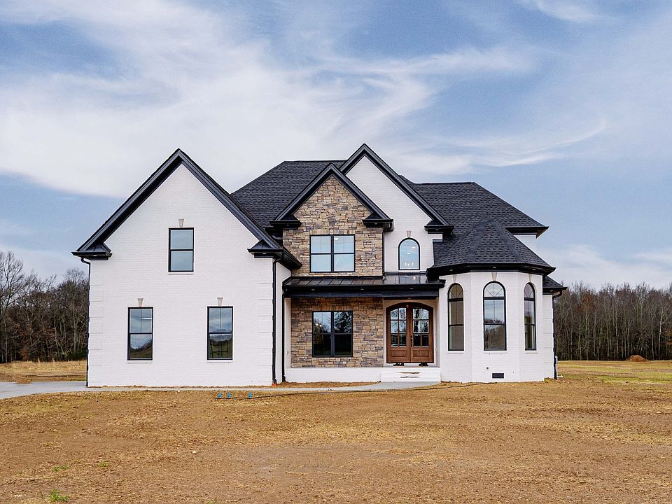 1st image of 4 Holly Grove Rd