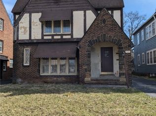 3643 Lindholm Rd, Shaker Heights, OH 44120