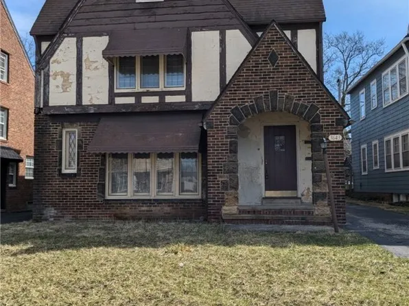 3643 Lindholm Rd, Shaker Heights, OH 44120