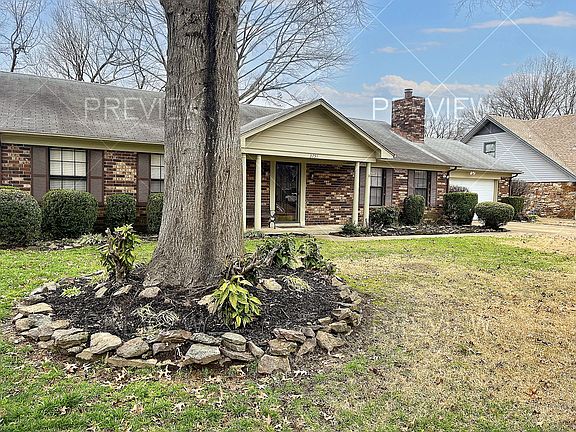 2nd image of 3751 Earlynn Dr