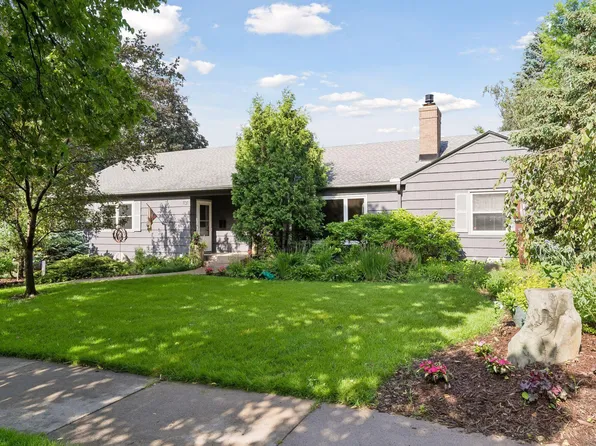 1131 Davern St, Saint Paul, MN 55116