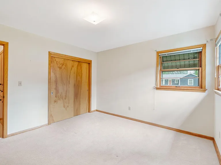 1238 S Hill Dr — Photo 25