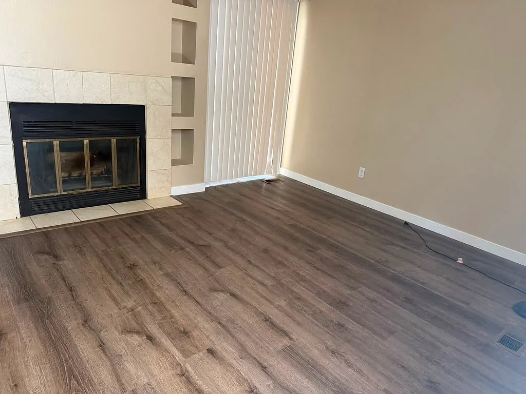964 South Pitkin Court — Photo 4