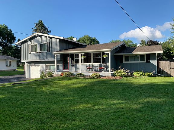 2nd image of 14 Elderberry Ln
