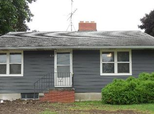 810 W McLane St, Osceola, IA 50213