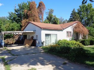 3765 Carrollton Rd, Saginaw, MI 48604