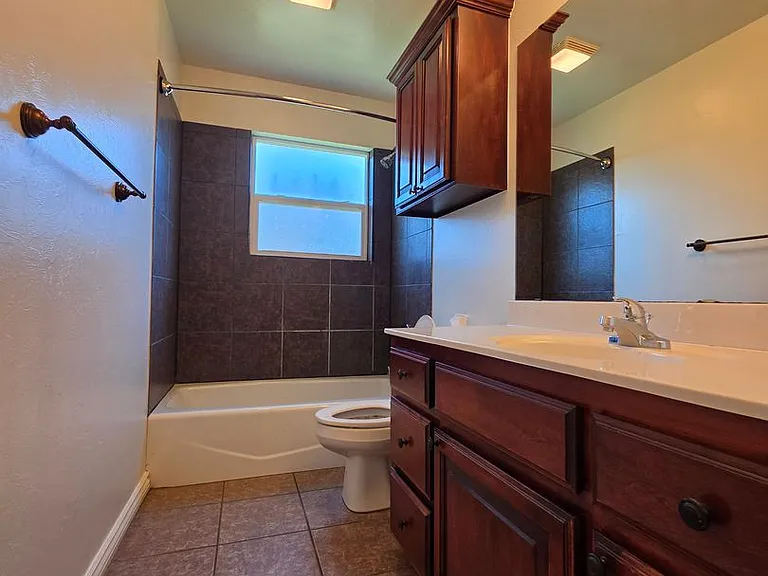 107 Hardesty Dr — Photo 28