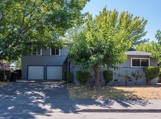 2513 Tamarisk Dr, Santa Rosa, CA 95405