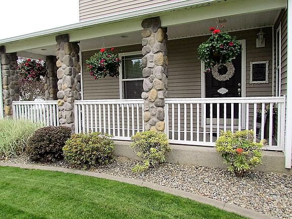 3rd image of 14105 108th Avenue Ct E