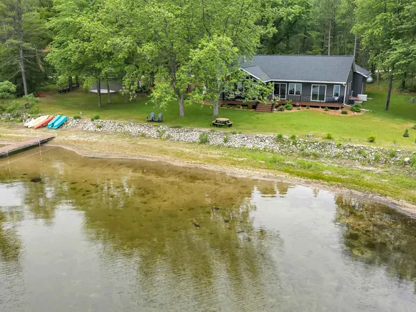 N1060 Berry Lake North Shore Rd, Gillett, WI 54124