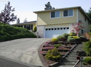 2220 Clark St, North Bend, OR 97459