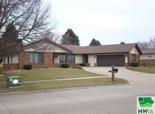 1800 E 6th St, Sheldon, IA 51201