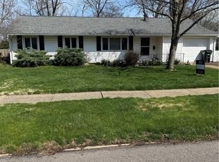 112 Meadow Dr, Berea, OH