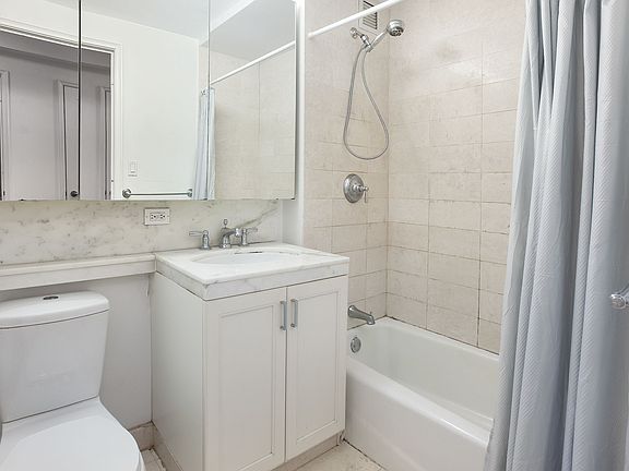 4th image of 205 E 85th St APT 7H