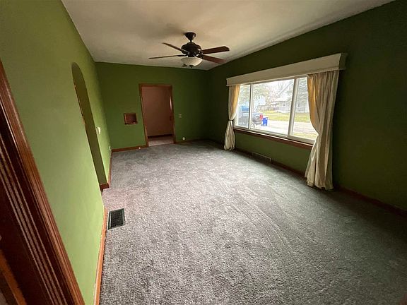 2nd image of 714 N B Ave