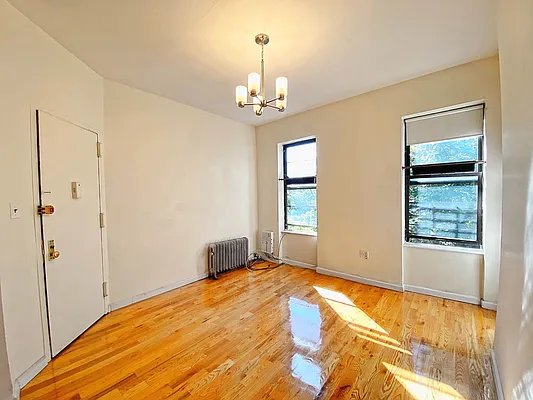 Rented by Douglas Elliman | media 18