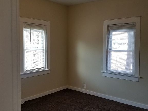 5th image of 1355 N Olney St