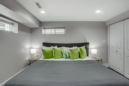 1610 W Waveland Ave #1 — Photo 15