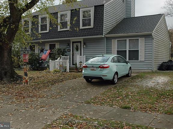 2nd image of 694 Stafford Hill Dr