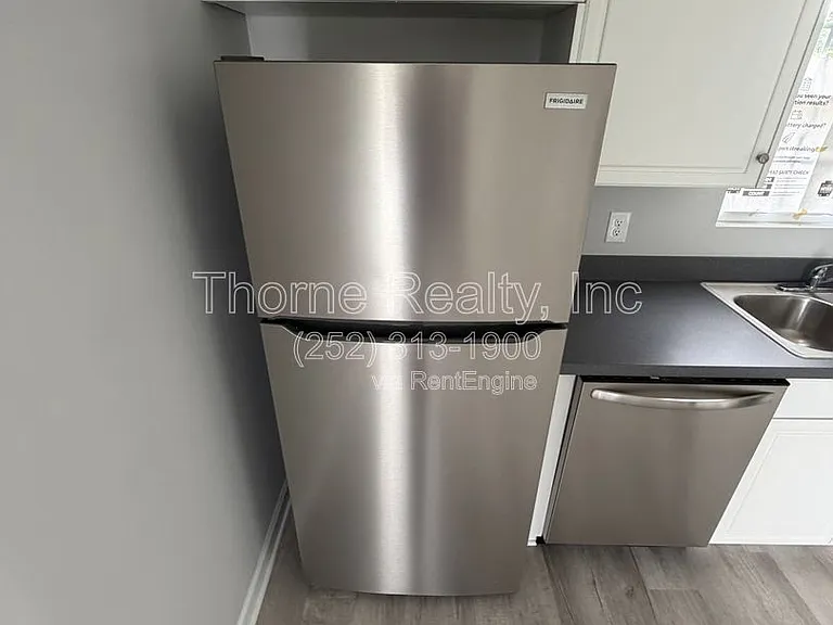 2411 Heath Ln — Photo 6