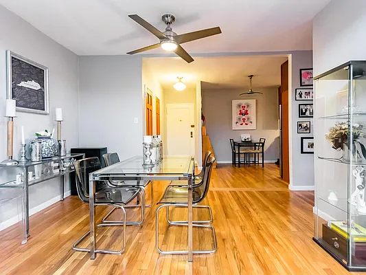 Sold by Re/Max In The City | media 2