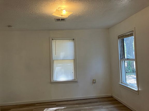 3rd image of 1517 S Hartford St #1