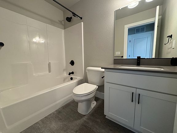Updated Bathroom with Quartz counters