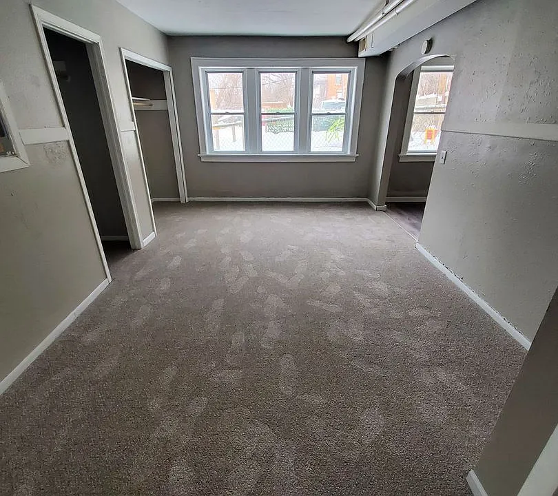 2214-2220 W Hopkins St. (8 Unit)