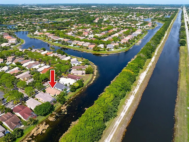 4334 Mahogany Ridge Dr — Photo 37