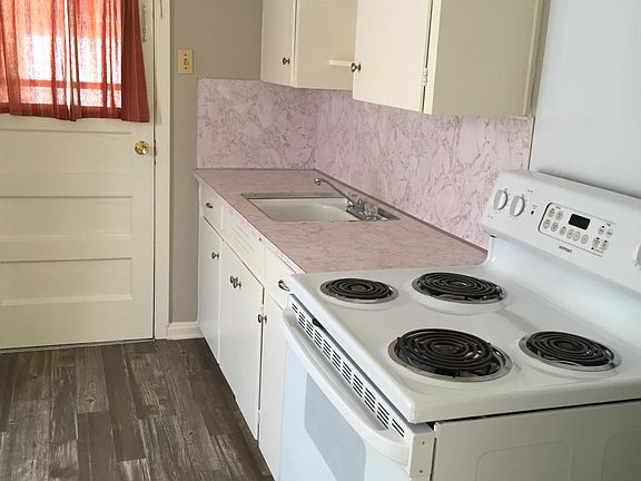 Cute vintage kitchen