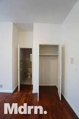 Rented by Mdrn Residential | media 17