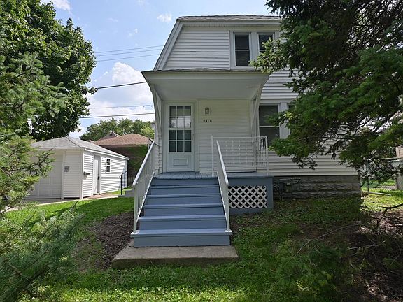 3rd image of 5411 W Wells STREET W W
