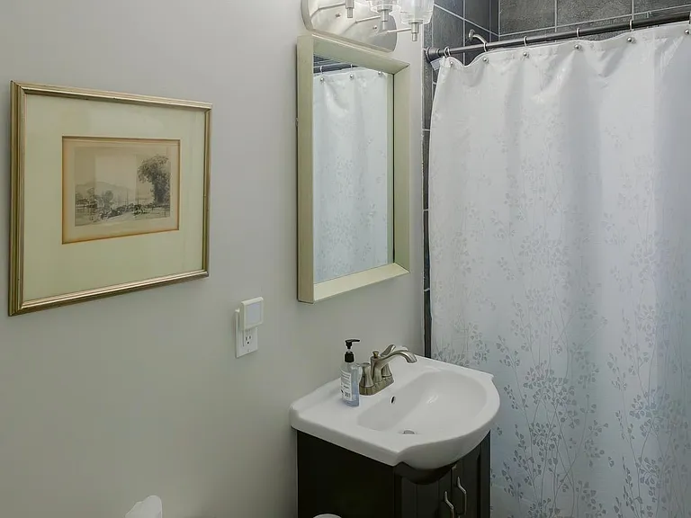15841 York Rd — Photo 78