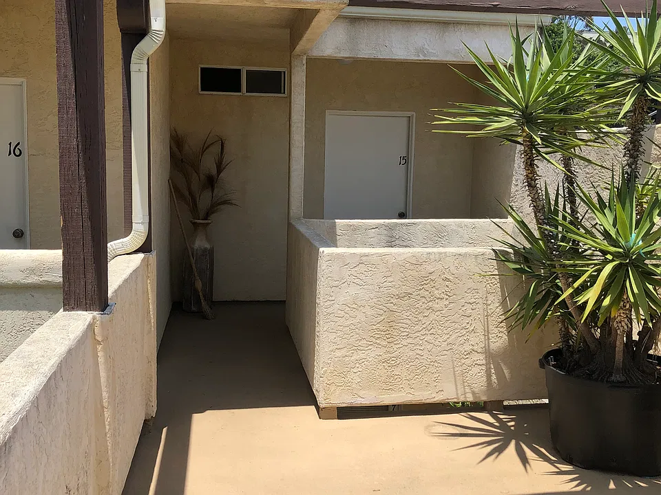 5411 Linda Vista Rd #15