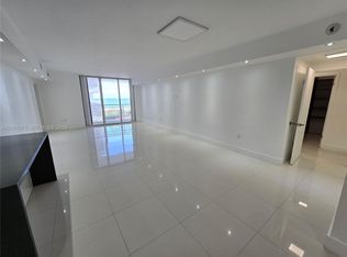 5825 Collins Ave APT J-4, Miami Beach, FL 33140