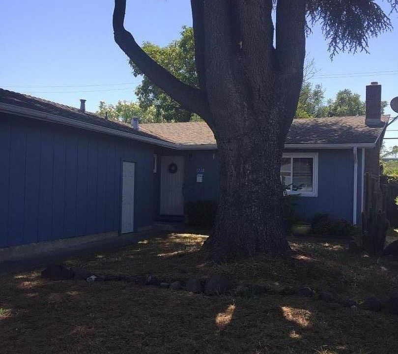 1st image of 1218 Carnelian Dr