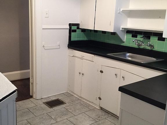 4th image of 850 Jefferson Pl