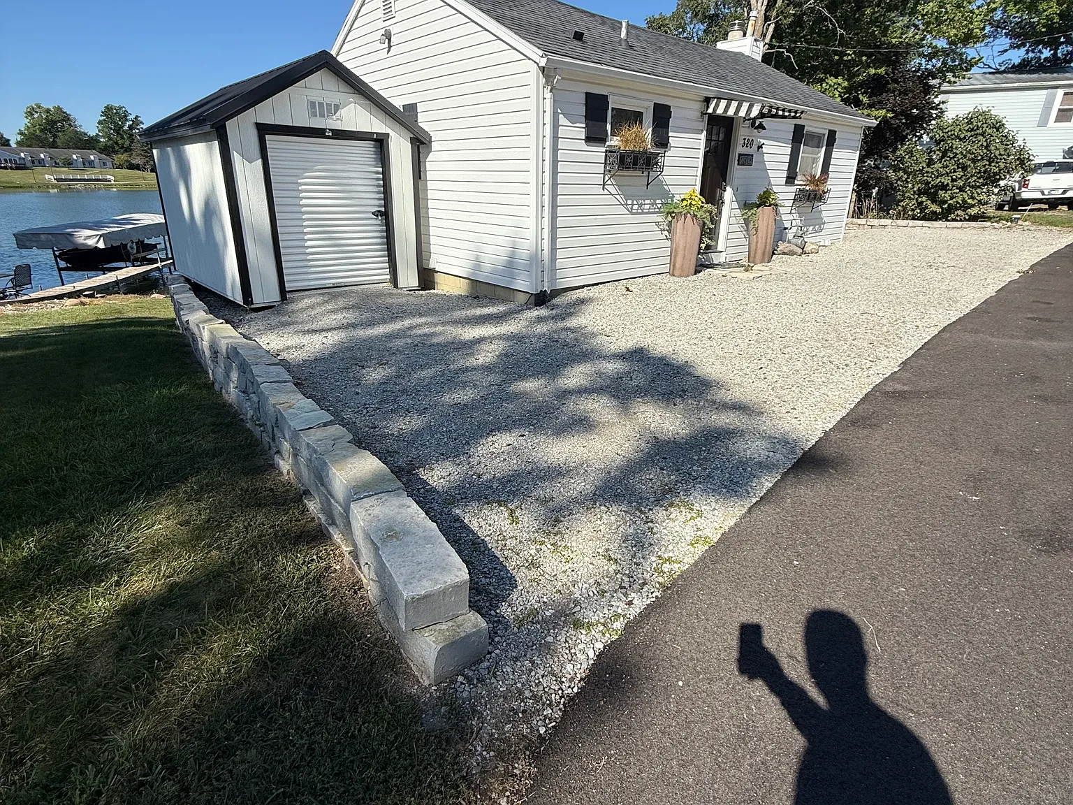 320 Bernice Ave — Photo 2