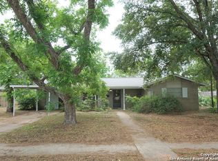 502 Mark St, Pleasanton, TX 78064