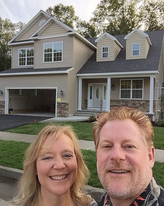2nd image of 11 Pamela Ln