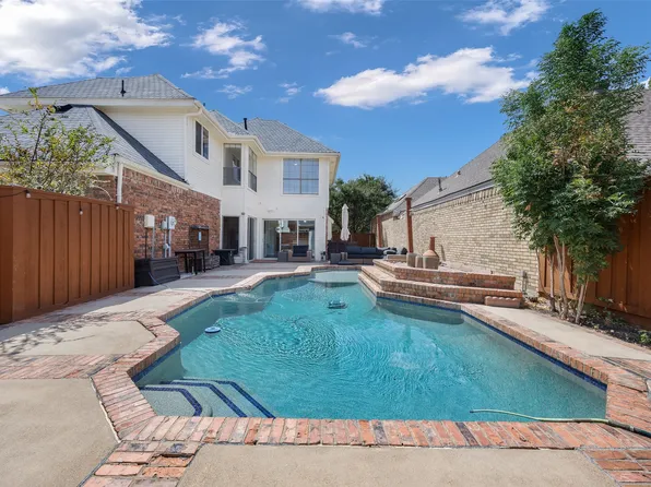 1812 Seminary Dr, Plano, TX 75075