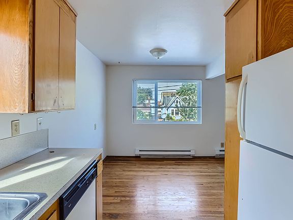 2nd image of 703 N 85th St APT 5