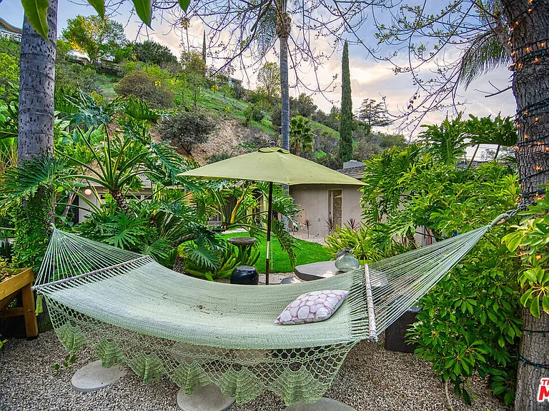 3827 Rhodes Ave — Photo 23