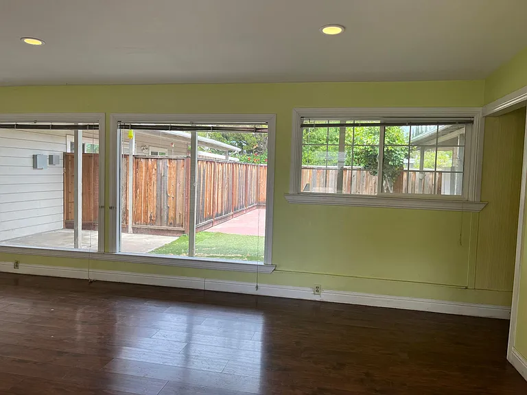3722 Clough Ave — Photo 3
