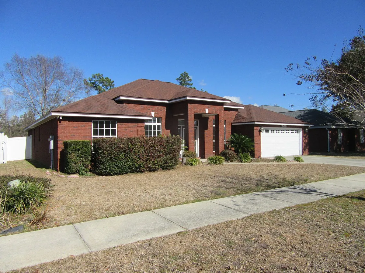 Building Photo - 3209 Pleasant Hill Rd