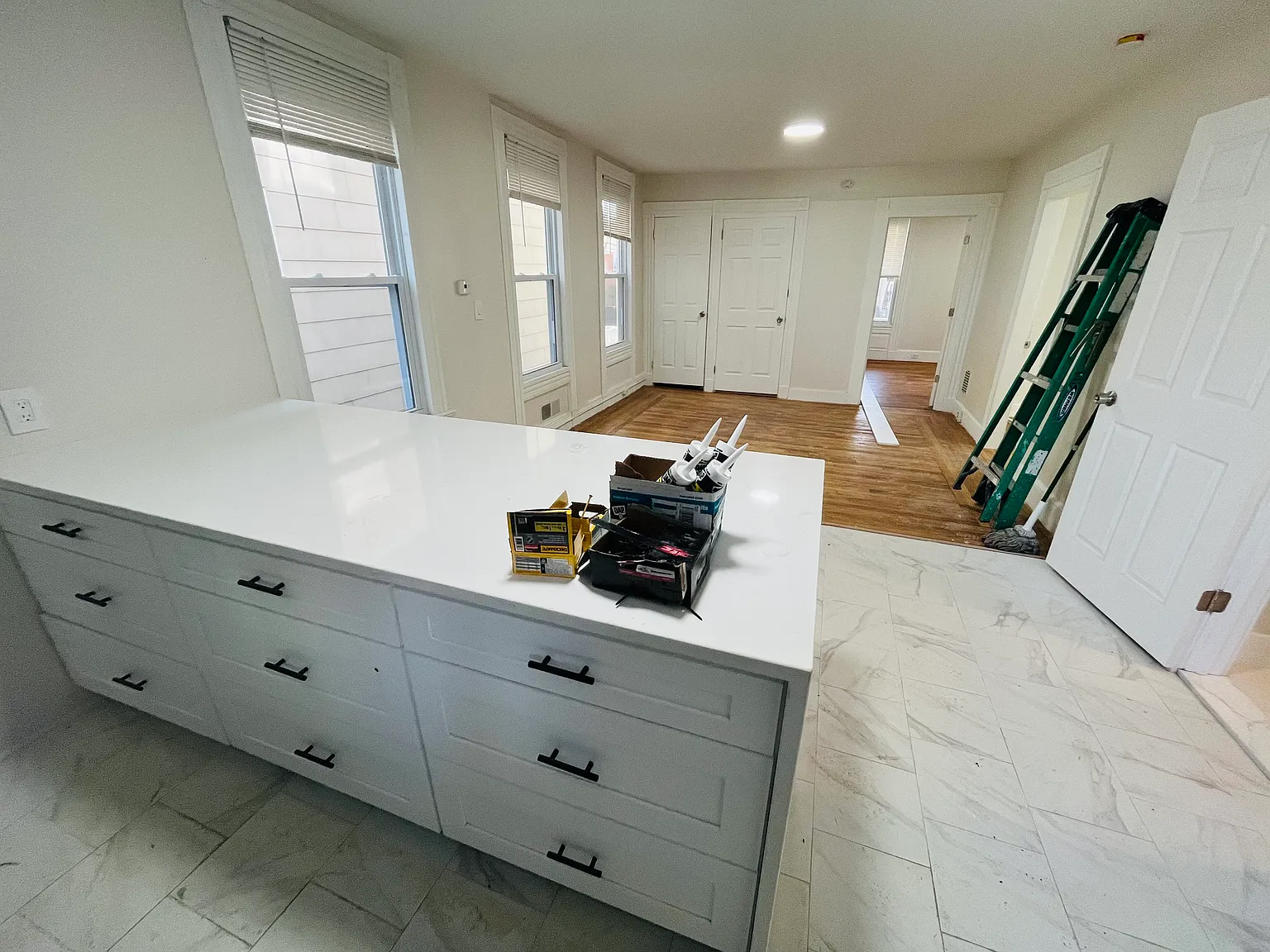 349 Ellsworth Ave — Photo 2